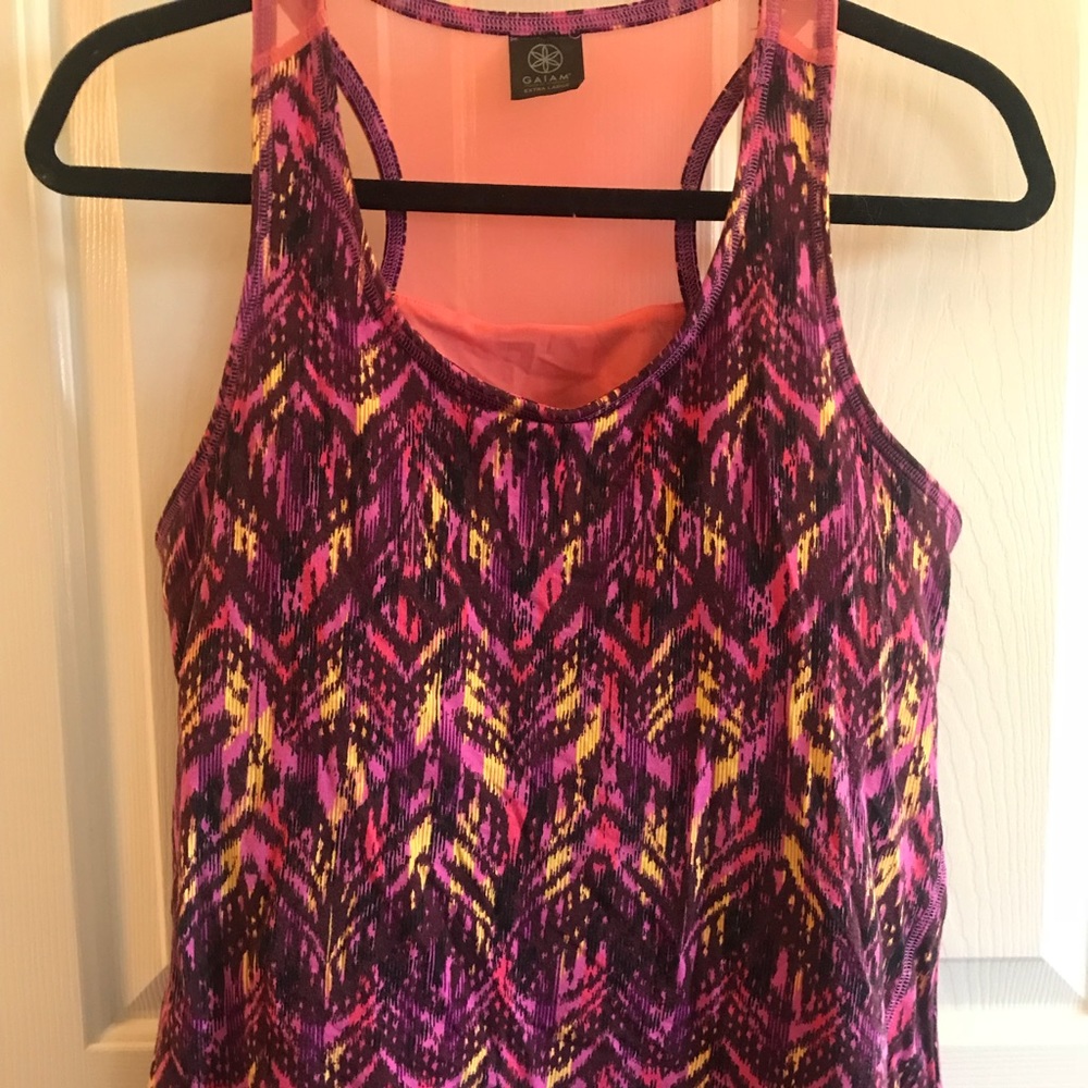 Work out top 25% off 3+ items